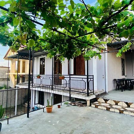 Naziti House Ξενοδοχείο Μπατούμι Εξωτερικό φωτογραφία