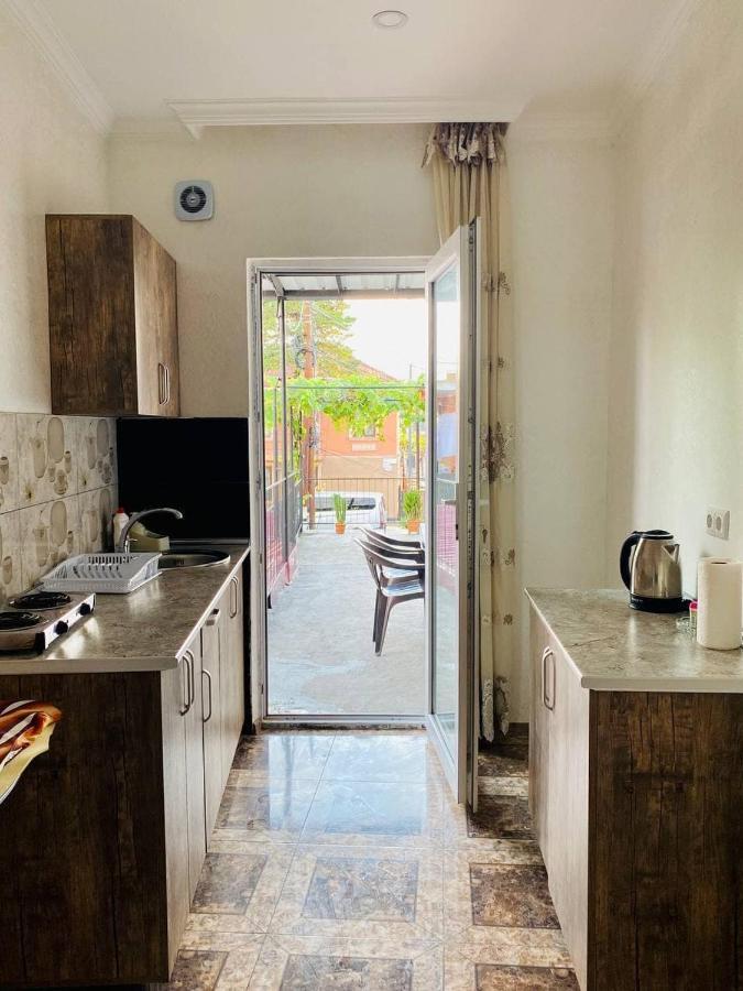 Naziti House Ξενοδοχείο Μπατούμι Εξωτερικό φωτογραφία